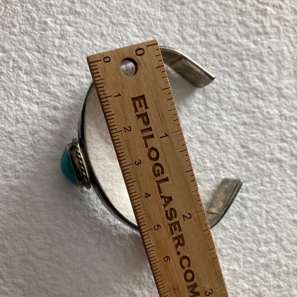 HOST PICK Vintage Monet Gold Tone Bracelet - Picture 9 of 9